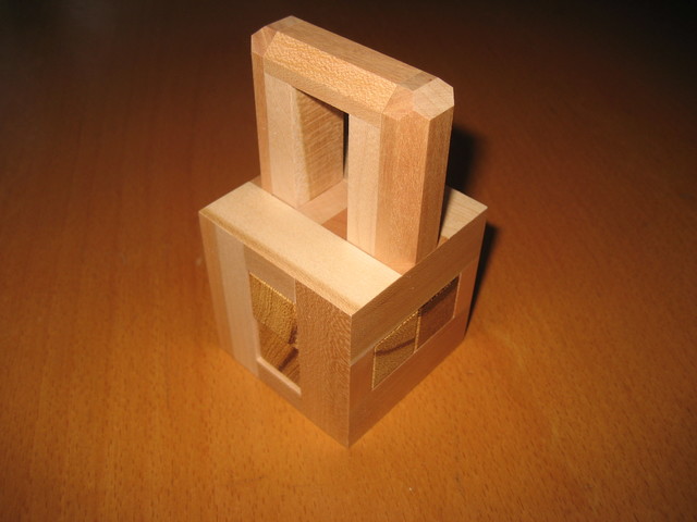 Extremely Puzzling Padlock Burr